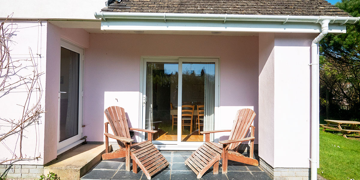 The Nook Exterior Photograph